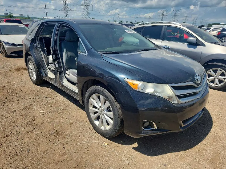 2013 TOYOTA VENZA LE  