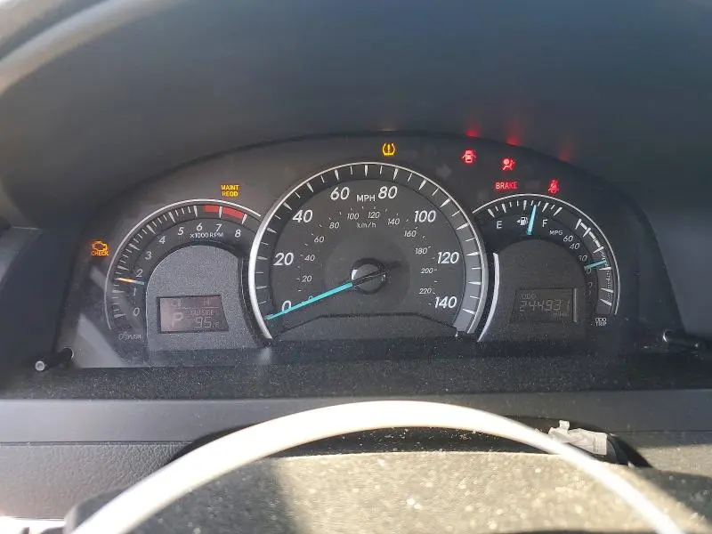 2012 TOYOTA CAMRY LE  