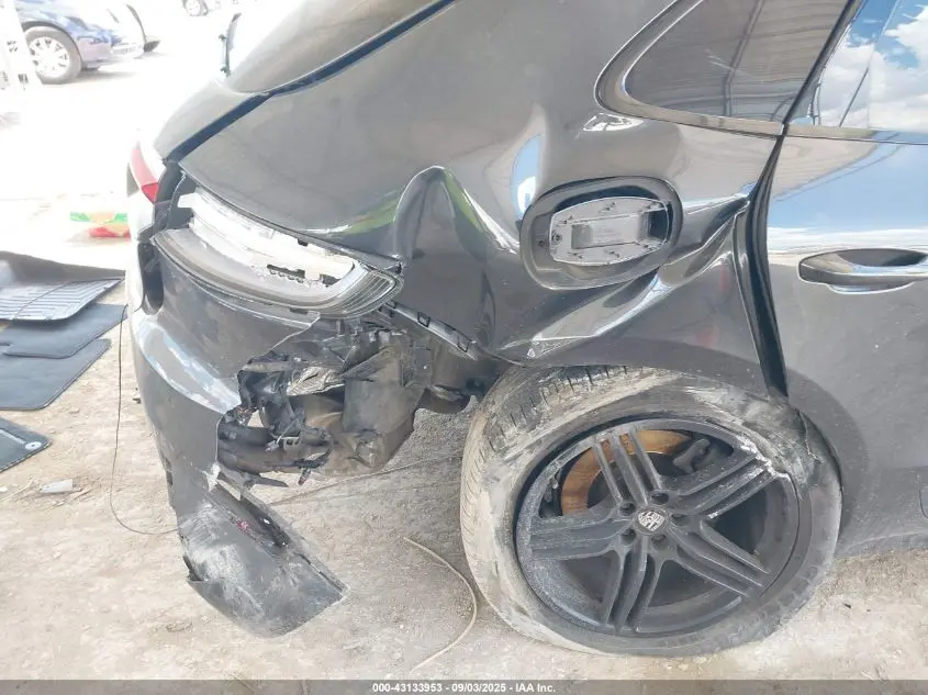 2020 PORSCHE MACAN S