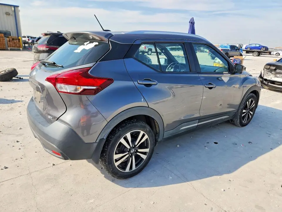 2019 NISSAN KICKS SR  