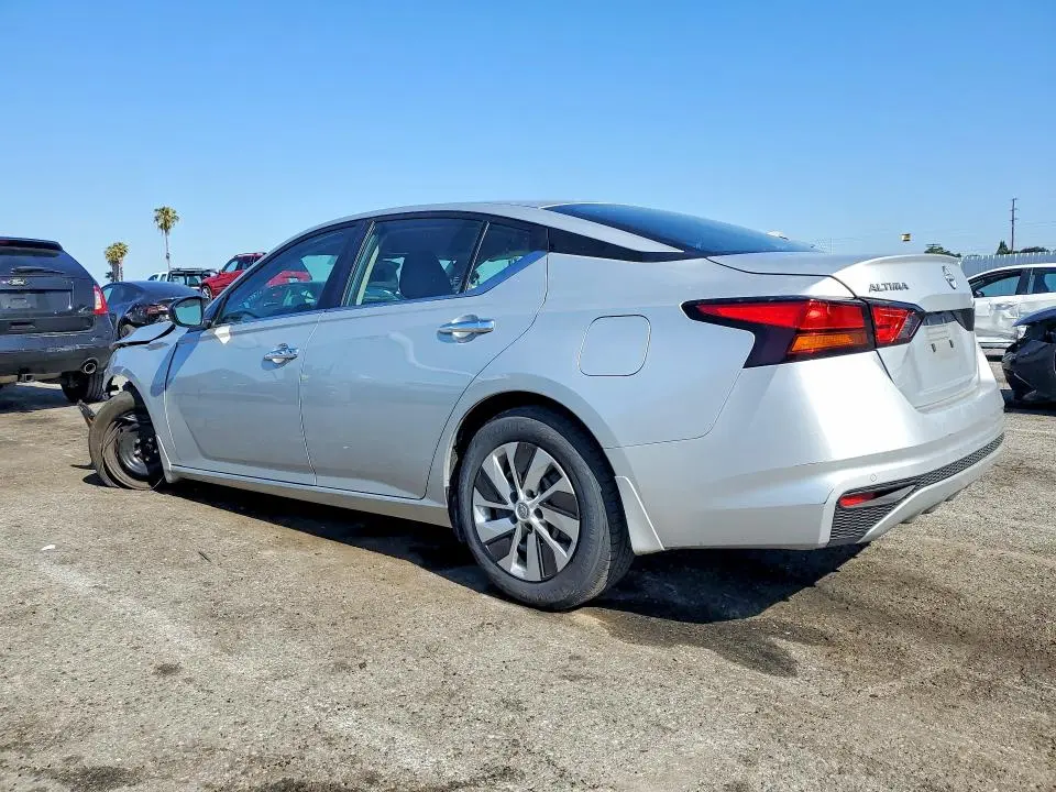 2024 NISSAN ALTIMA S  