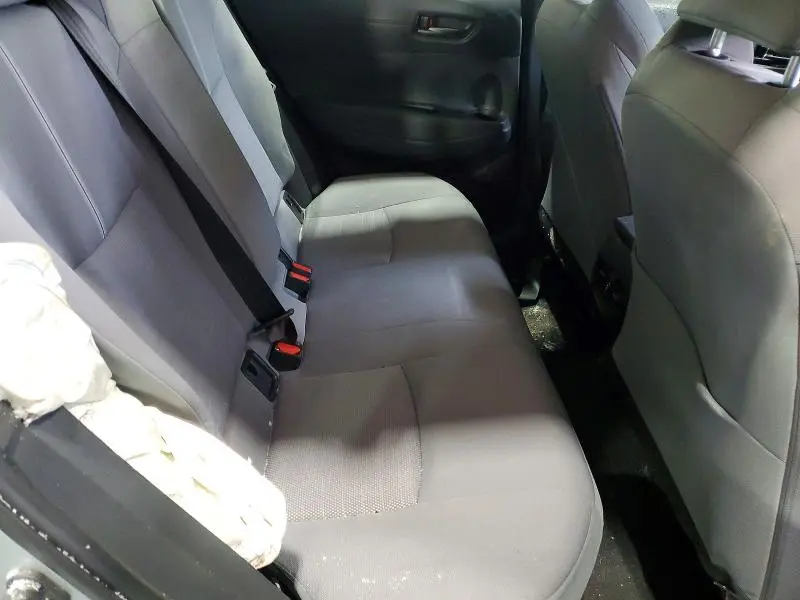 2024 TOYOTA COROLLA CROSS SE  