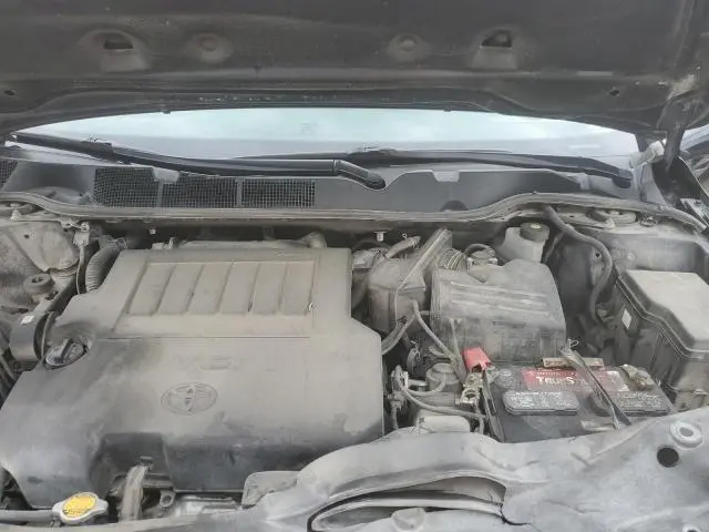 2013 TOYOTA VENZA LE  