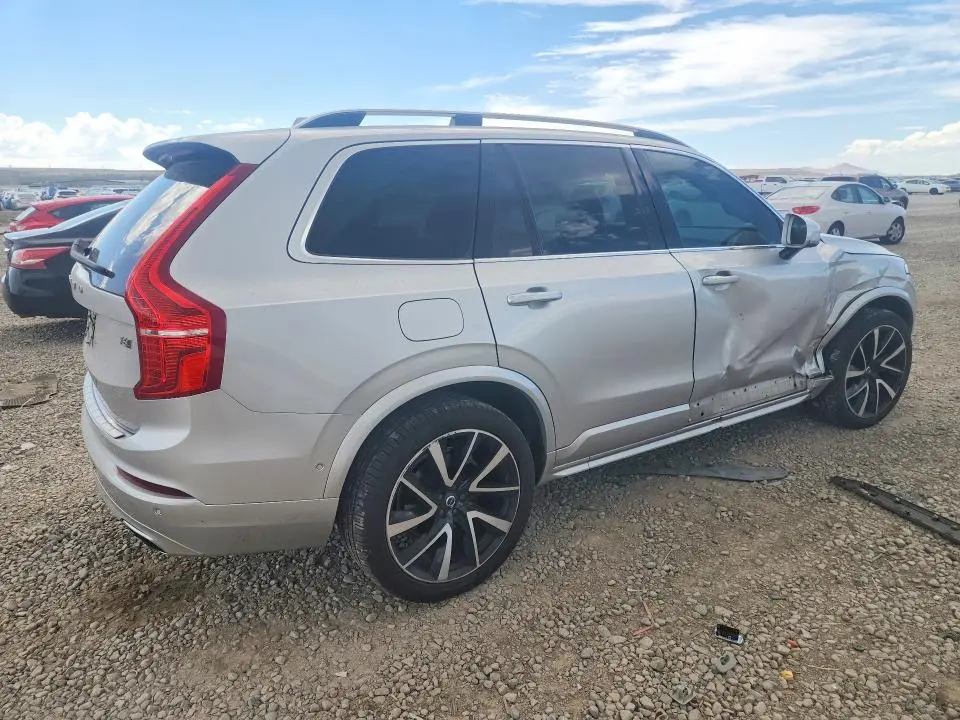 2019 VOLVO XC90 T6 MOMENTUM  