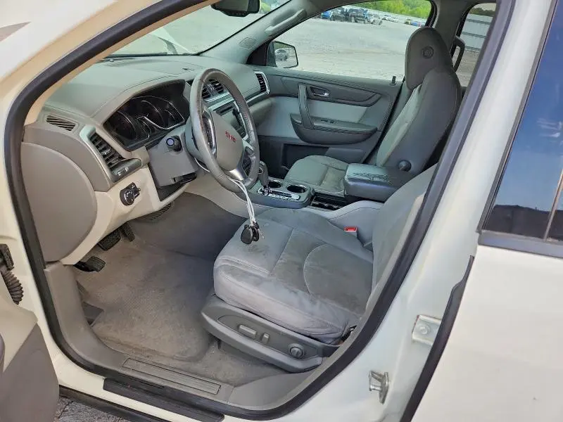 2015 GMC ACADIA SLE  