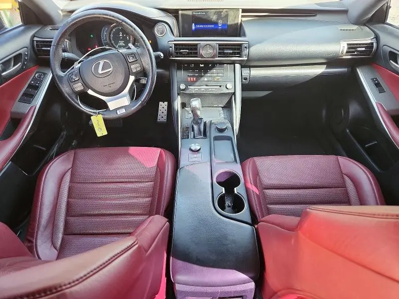 2018 LEXUS IS 300  