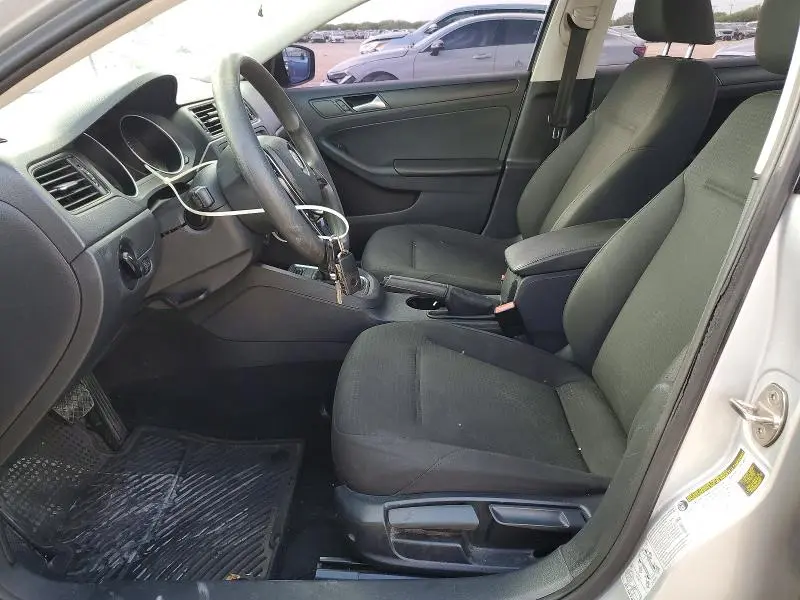2015 VOLKSWAGEN JETTA BASE  
