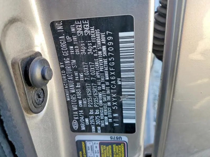 2015 KIA SORENTO LX  
