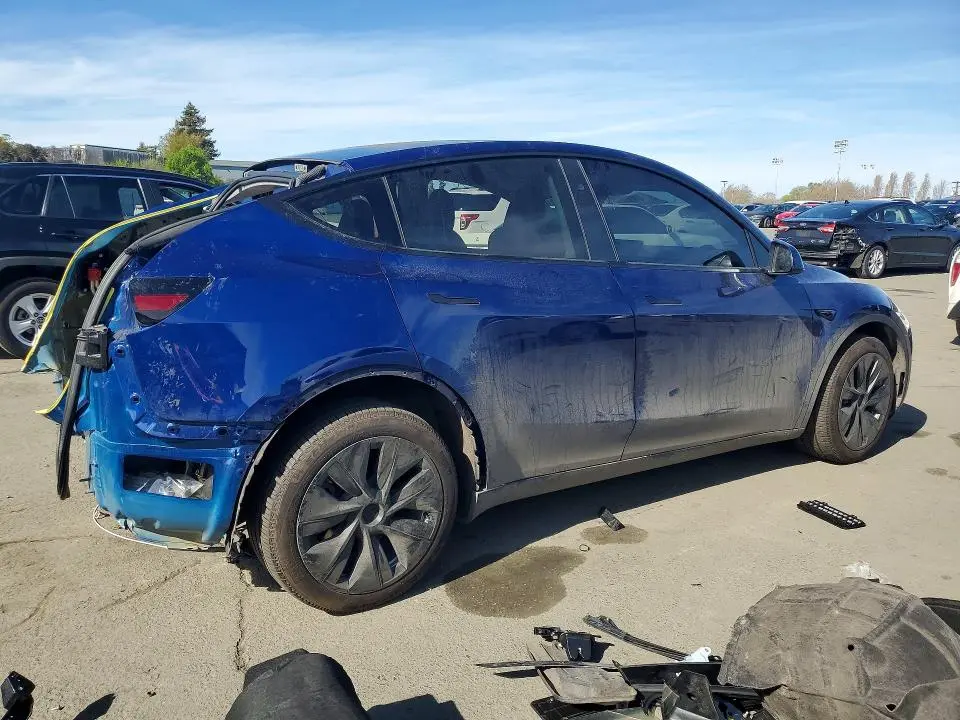 2024 TESLA MODEL Y   