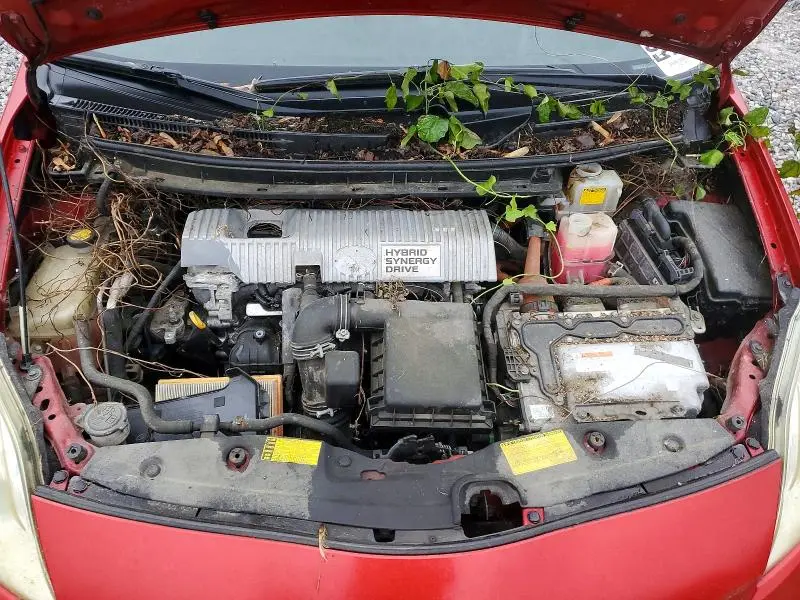 2013 TOYOTA PRIUS TWO  