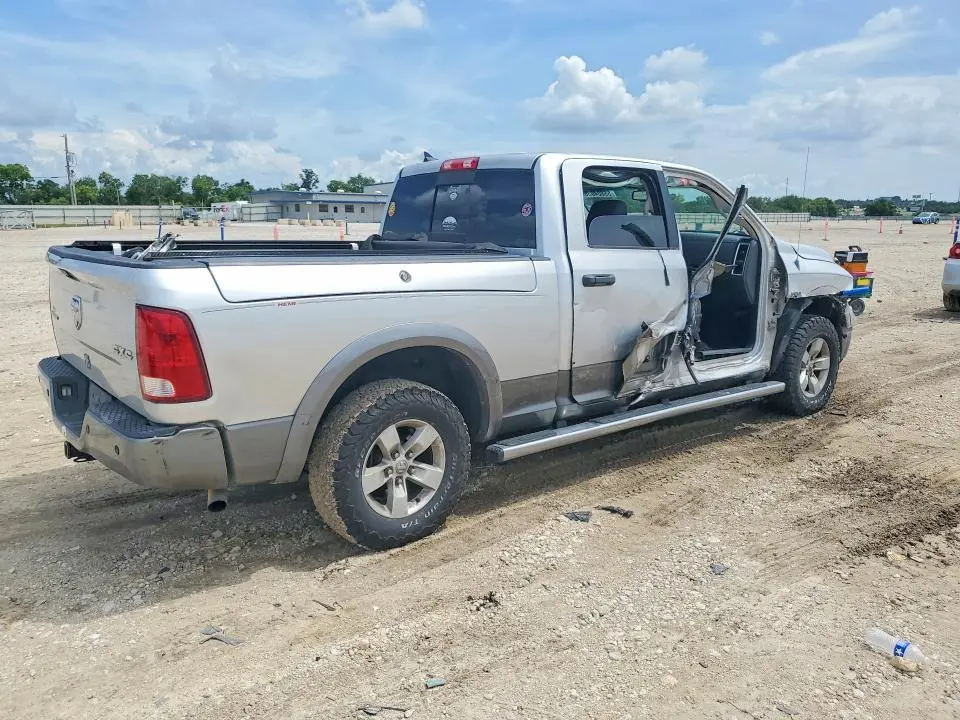 2013 RAM 1500 SLT  