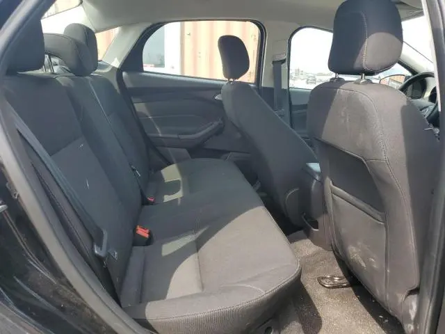 2018 FORD FOCUS SE  