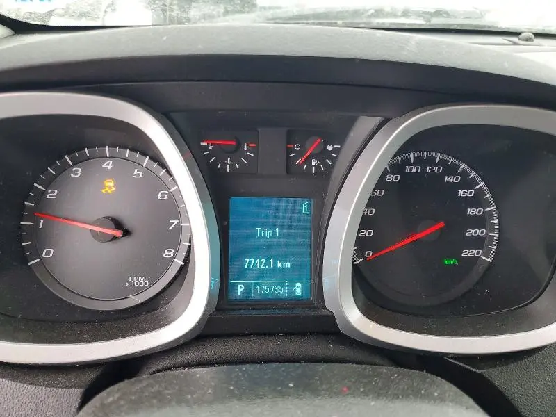 2011 CHEVROLET EQUINOX LT  