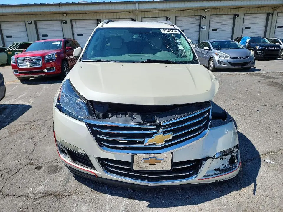 2013 CHEVROLET TRAVERSE LT  