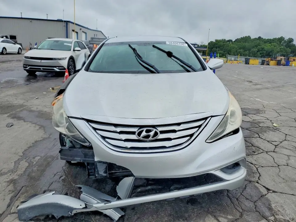 2012 HYUNDAI SONATA GLS  