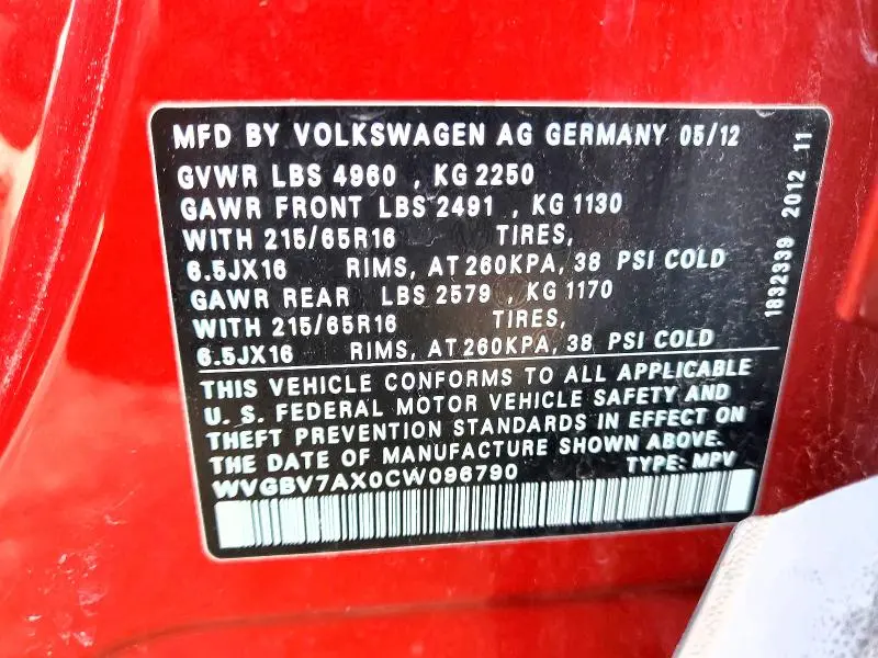 2012 VOLKSWAGEN TIGUAN S  