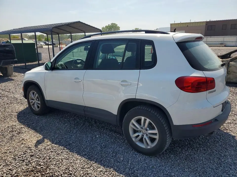 2016 VOLKSWAGEN TIGUAN S  