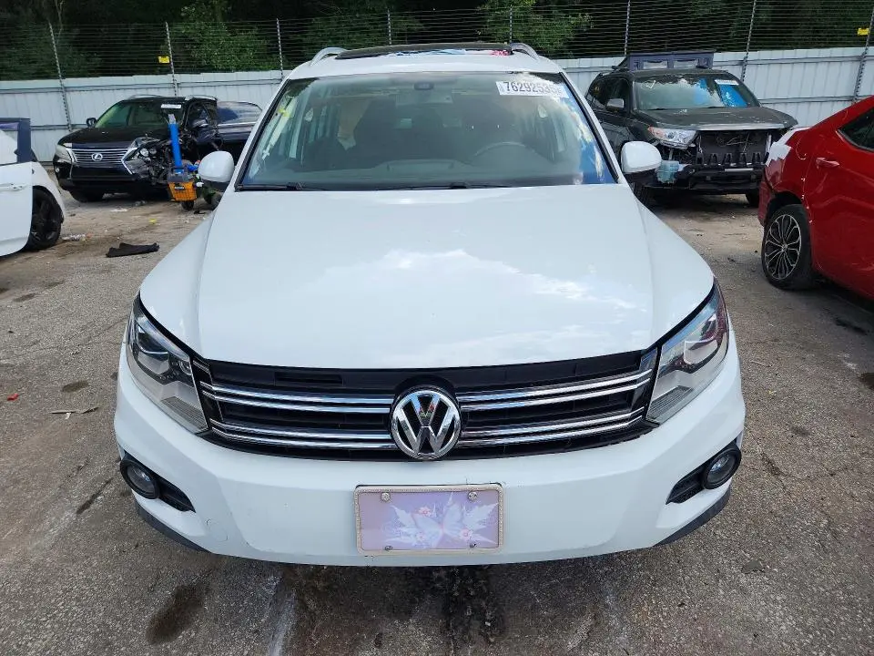 2016 VOLKSWAGEN TIGUAN S  
