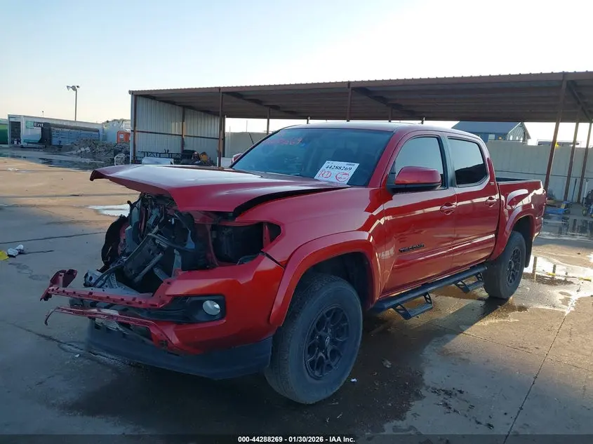 2020 TOYOTA TACOMA SR5 V6