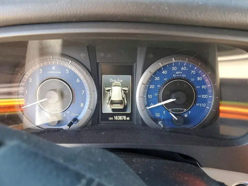 2015 TOYOTA SIENNA XLE 8-PASSENGER  