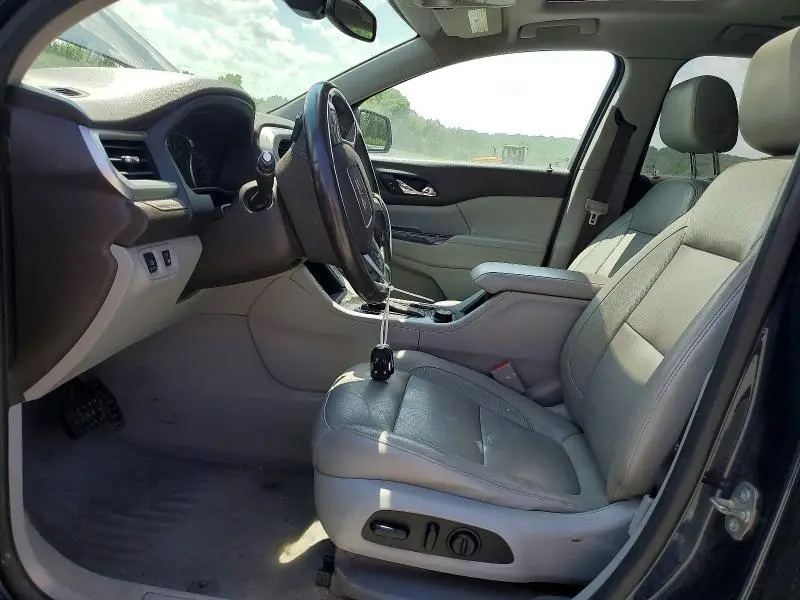 2017 GMC ACADIA SLT-2  