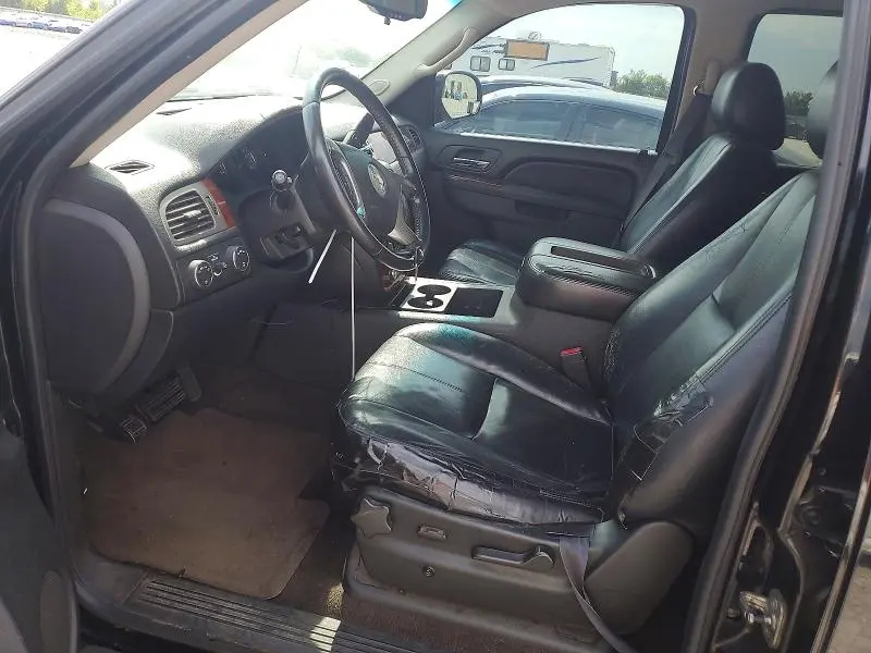 2011 CHEVROLET SUBURBAN K1500 LS  