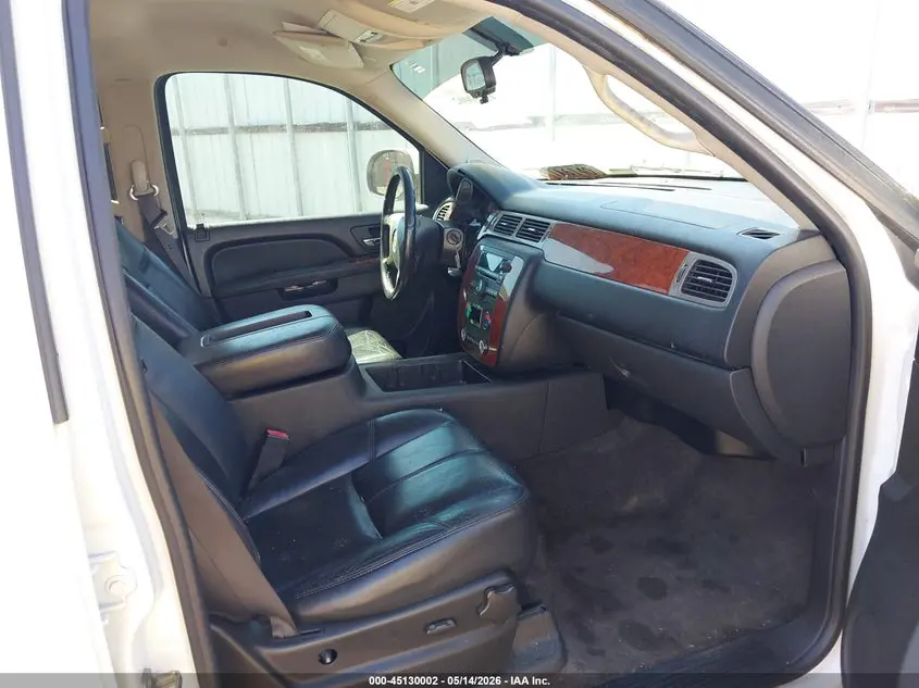 2011 CHEVROLET TAHOE LT
