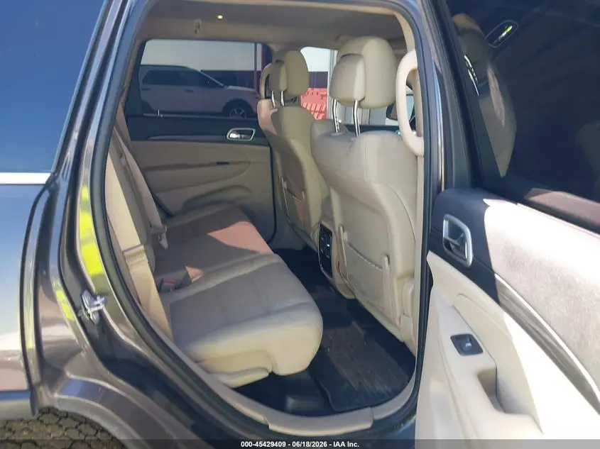 2019 JEEP GRAND CHEROKEE LAREDO E 4X4