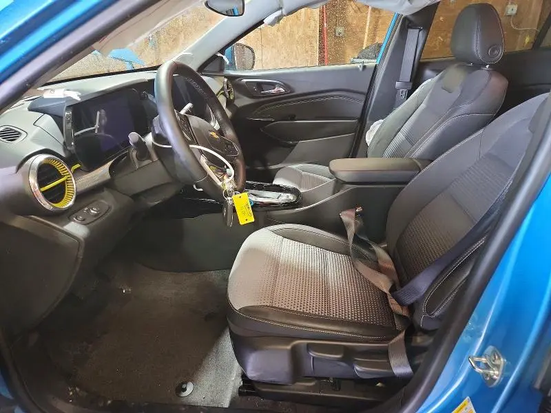 2025 CHEVROLET TRAX 1LT  