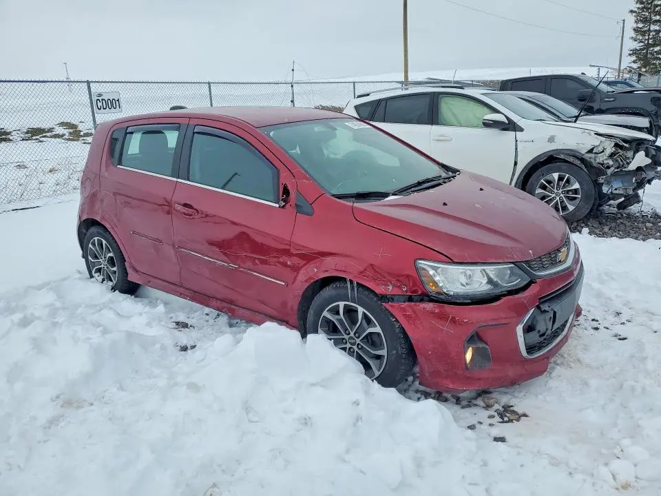 2017 CHEVROLET SONIC LT  