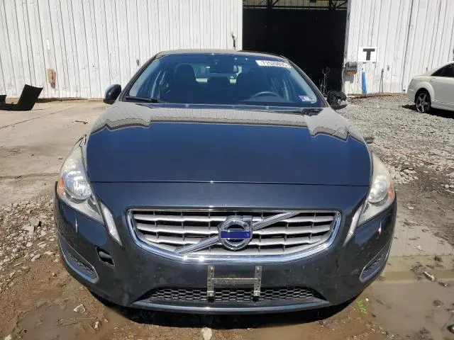 2013 VOLVO S60 T5  