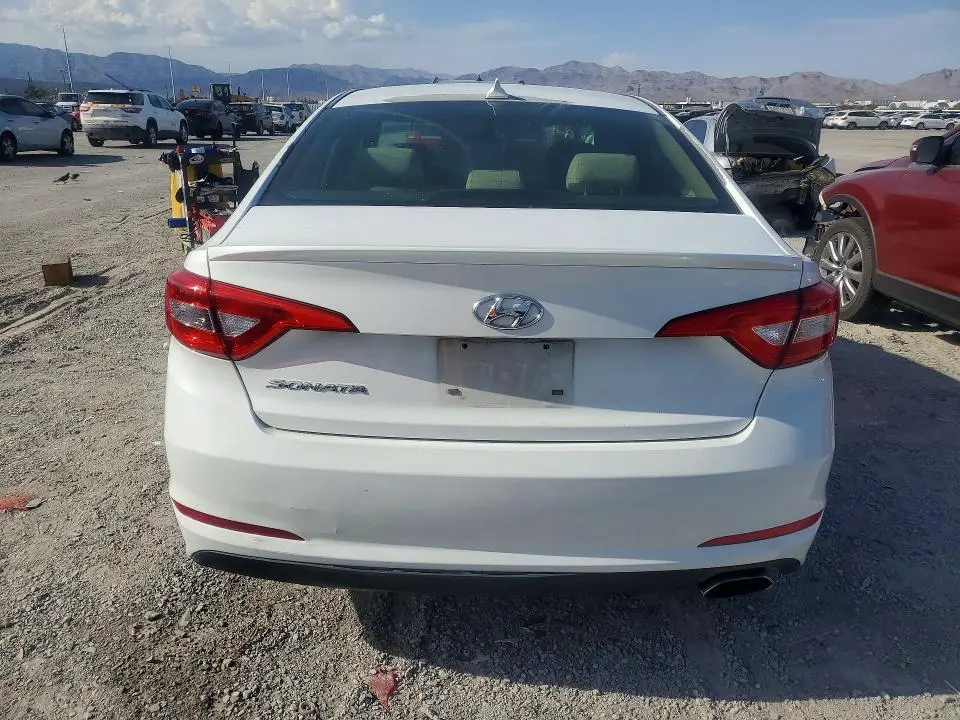 2015 HYUNDAI SONATA SE  