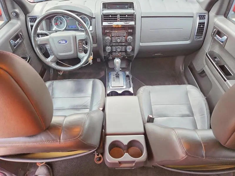 2010 FORD ESCAPE LIMITED  