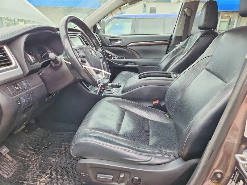 2015 TOYOTA HIGHLANDER LIMITED  