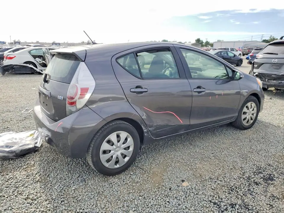 2014 TOYOTA PRIUS C TWO  