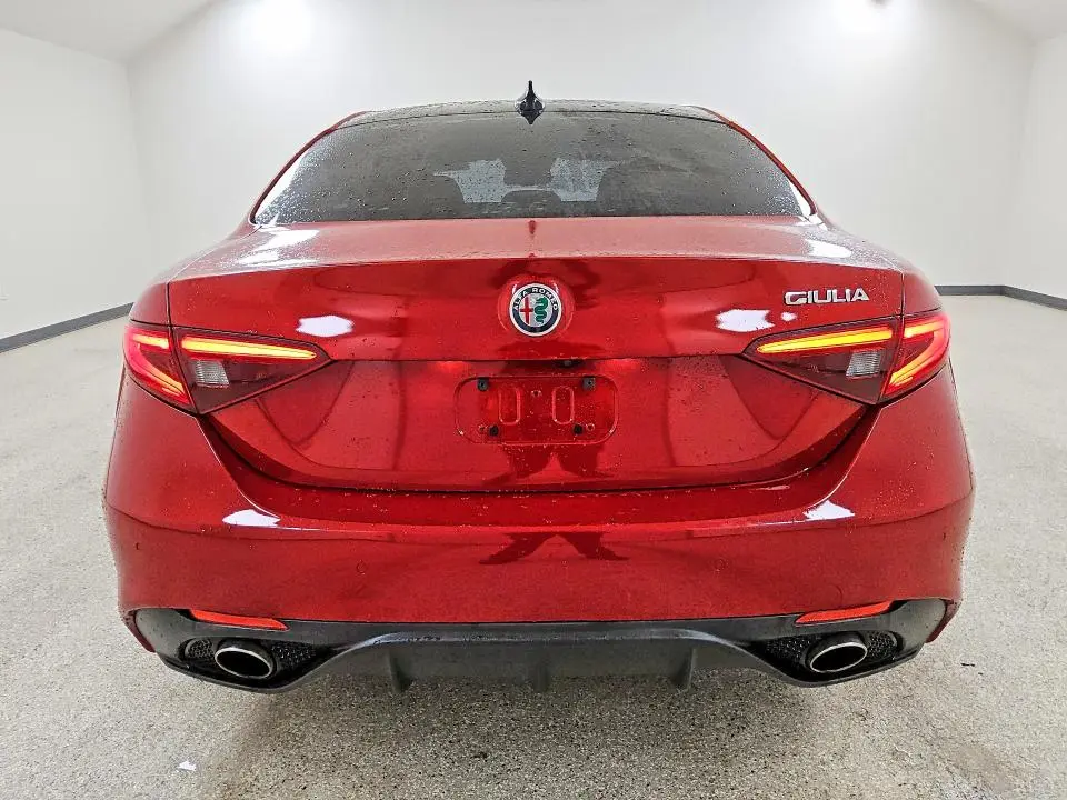 2017 ALFA ROMEO GIULIA TI Q4  