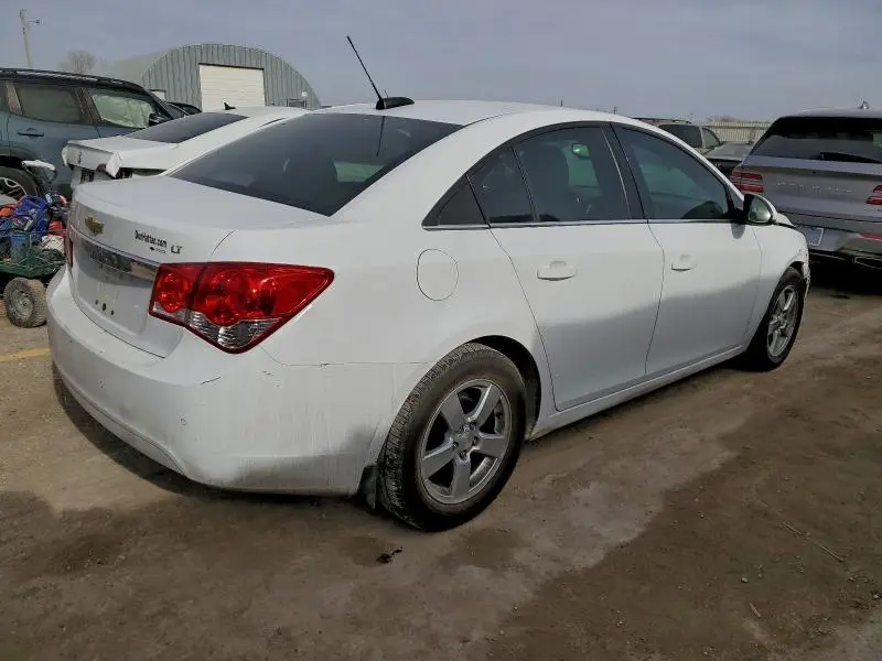 2015 CHEVROLET CRUZE LT  