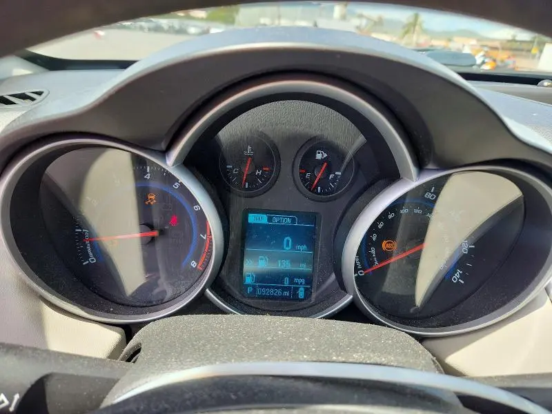 2014 CHEVROLET CRUZE LS  