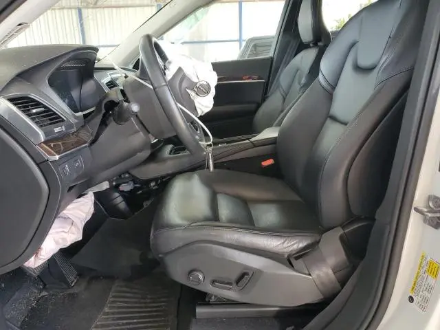 2019 VOLVO XC90 T5 MOMENTUM