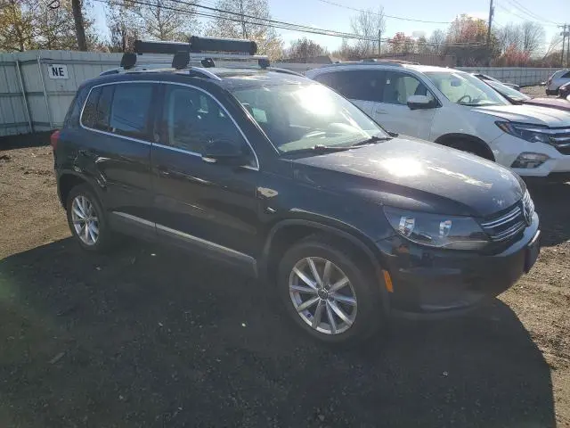 2017 VOLKSWAGEN TIGUAN WOLFSBURG  