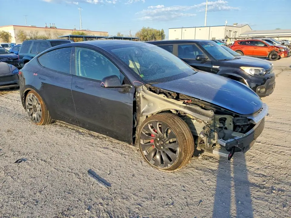 2024 TESLA MODEL Y   