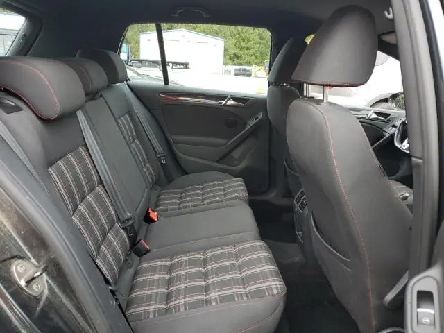 2010 VOLKSWAGEN GTI