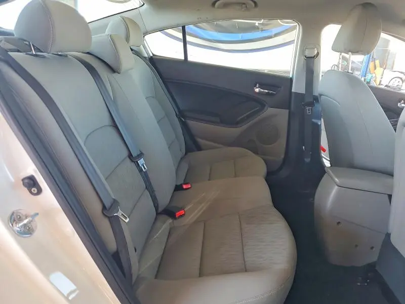 2014 KIA FORTE LX  