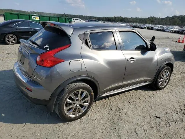 2011 NISSAN JUKE S