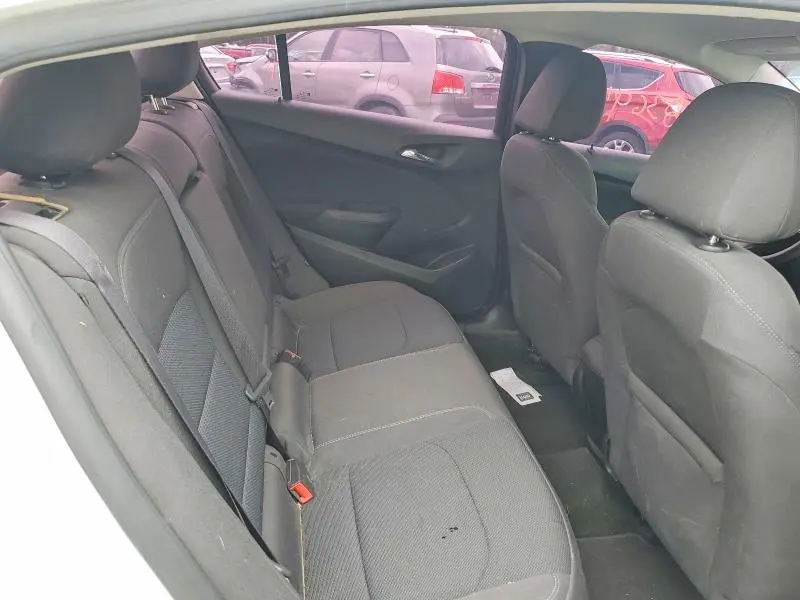 2016 CHEVROLET CRUZE LT  