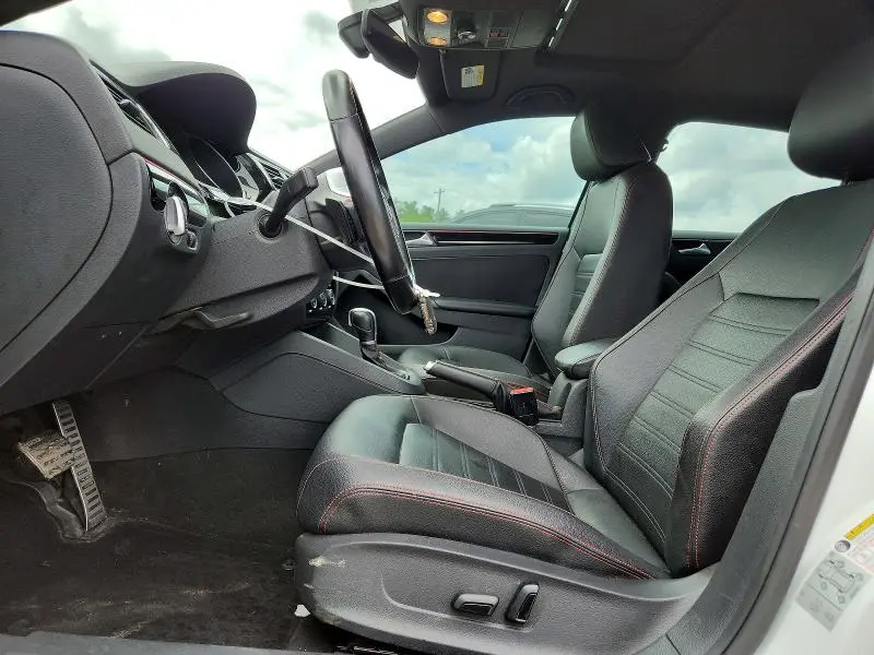 2017 VOLKSWAGEN JETTA GLI  