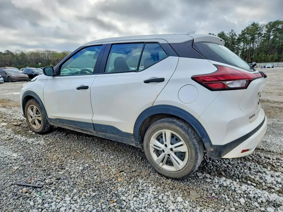 2024 NISSAN KICKS S  