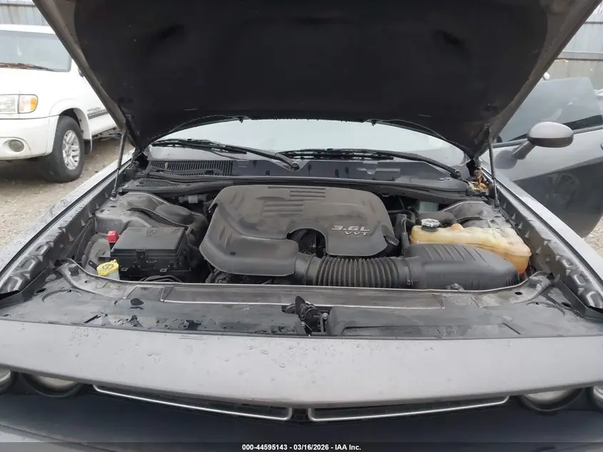 2018 DODGE CHALLENGER SXT