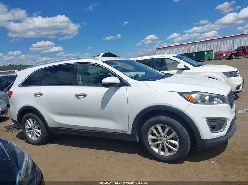 2016 KIA SORENTO 2.4L LX