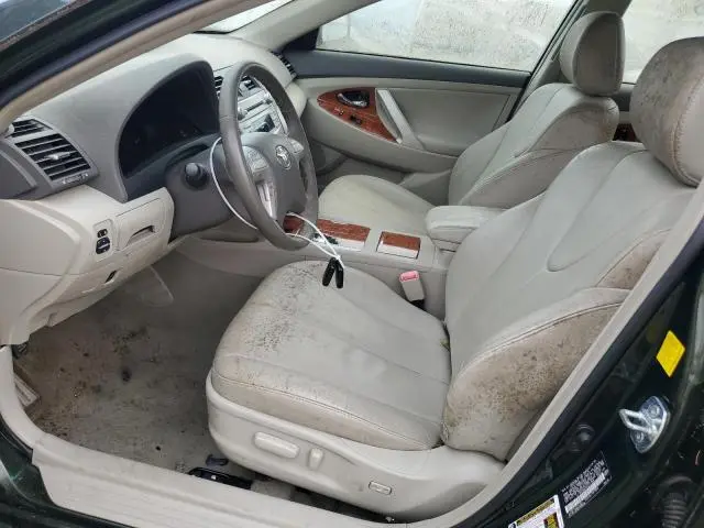 2011 TOYOTA CAMRY SE  